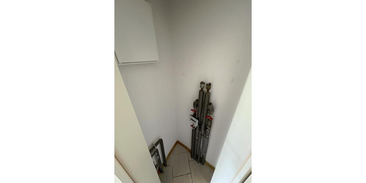 Hochparterre Burg - 1 Zimmer, 44 m&sup2;, 320&euro; | Angebot:21581396