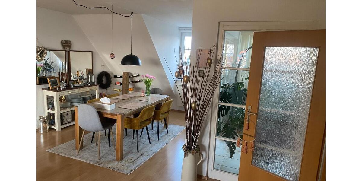 Dachgeschoßwohnung Göttingen Elliehausen / Esebeck - 5 Zimmer, 150 m&sup2;, 1.200&euro; | Angebot:26230545