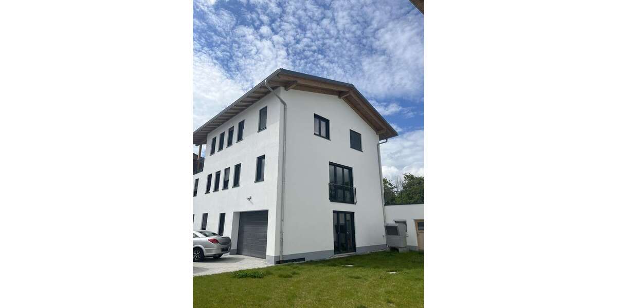 Einfamilienhaus Geretsried - 17 Zimmer, 404 m&sup2;, 4.000&euro; | Angebot:26661181
