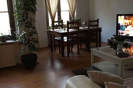 Wohnung zum Mieten in Halle 664 € 83 m²