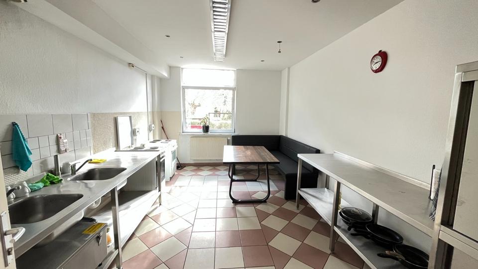 Wohnen auf Zeit Fürstenwalde (Spree) - 4 Zimmer, 25 m&sup2;, 15&euro; | Angebot:25851710