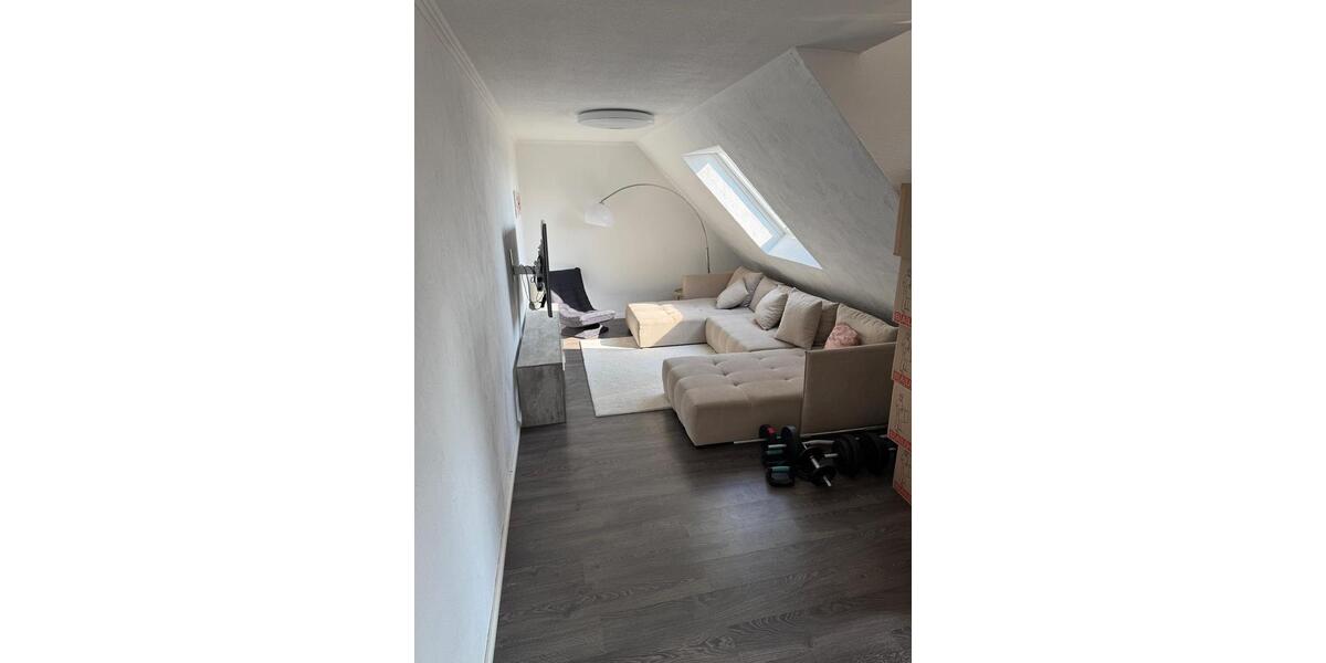 Dachgeschoßwohnung Weyhe - 4 Zimmer, 120 m&sup2;, 1.000&euro; | Angebot:26046991