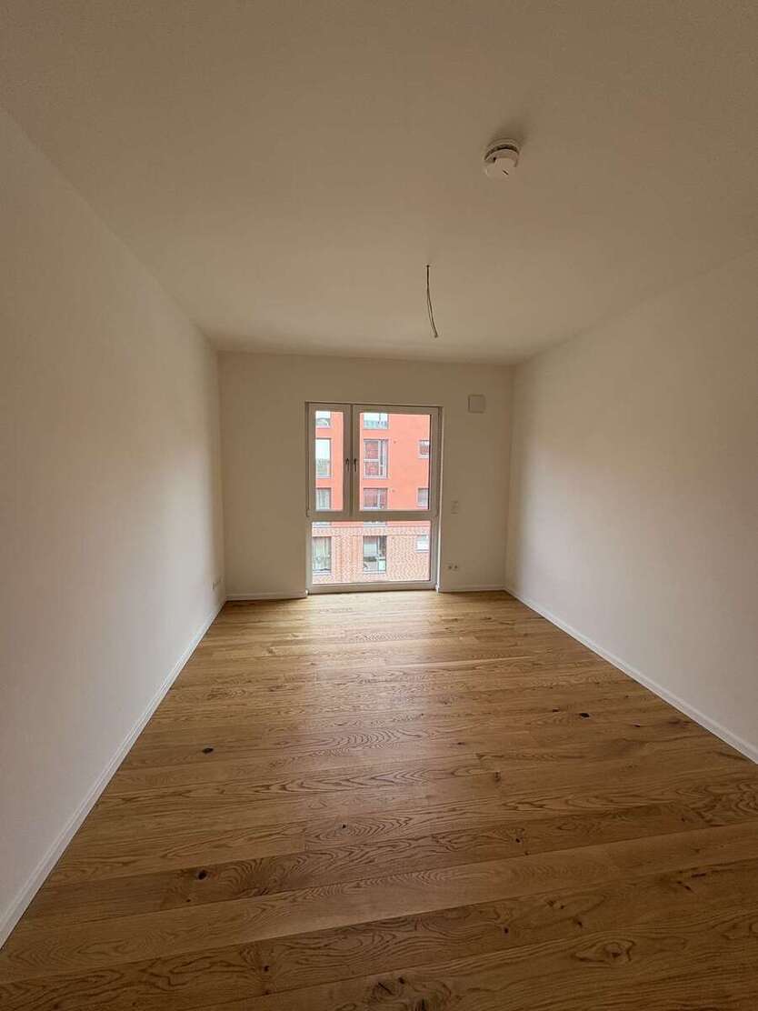 Wohnung zum Mieten in Berlin 1.473,84 € 81.88 m² 3 zimmer