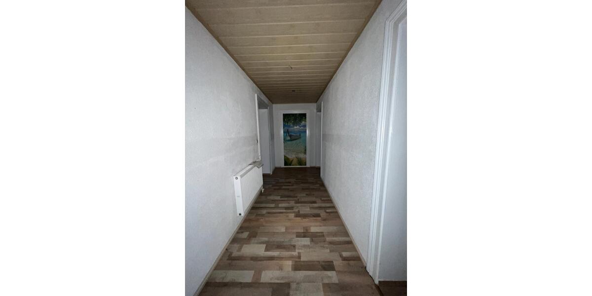 Etagenwohnung Hötensleben - 4 Zimmer, 100 m&sup2;, 300&euro; | Angebot:26295213