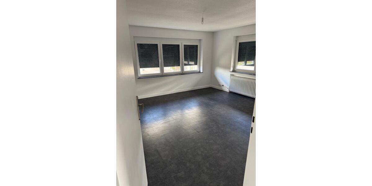 Etagenwohnung Auggen - 3 Zimmer, 82 m&sup2;, 1.100&euro; | Angebot:26006384