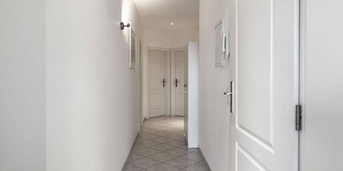 Etagenwohnung Norderstedt Garstedt - 5 Zimmer, 146 m&sup2;, 2.190&euro; | Angebot:26730976