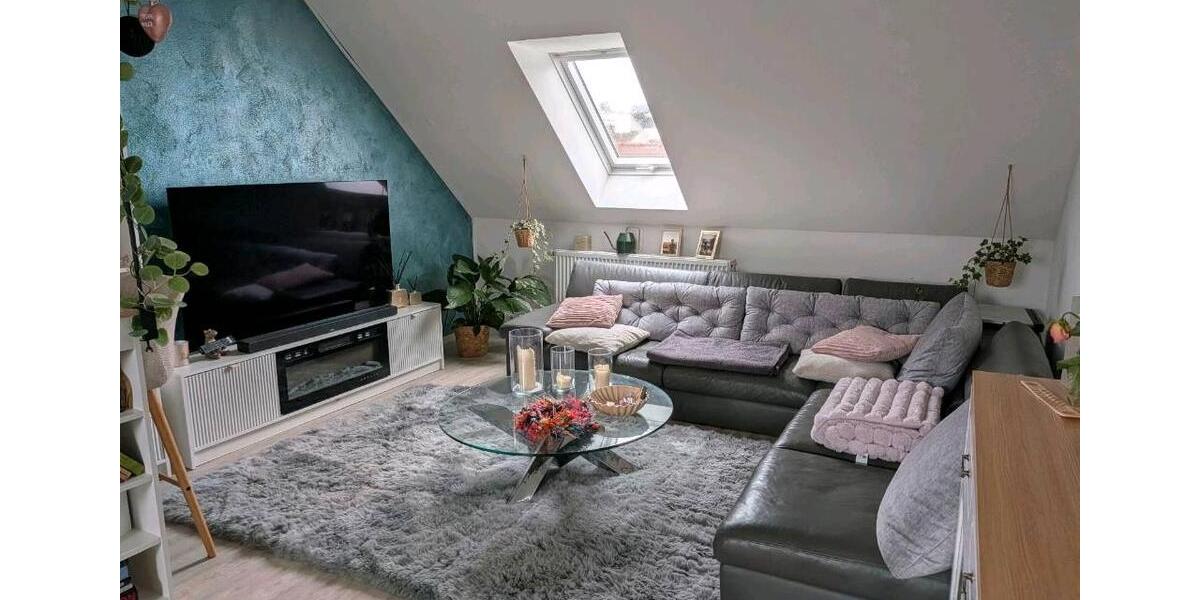 Dachgeschoßwohnung Lappersdorf - 3 Zimmer, 66 m&sup2;, 1.038&euro; | Angebot:25944300