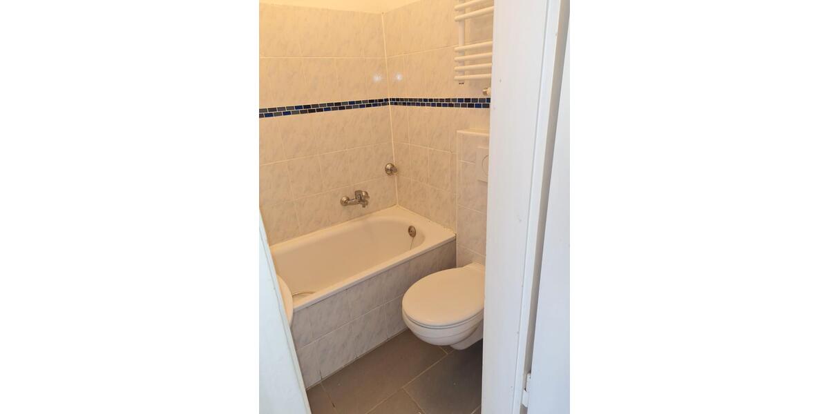 Etagenwohnung Hagen - 1.5 Zimmer, 28 m&sup2;, 300&euro; | Angebot:26311840