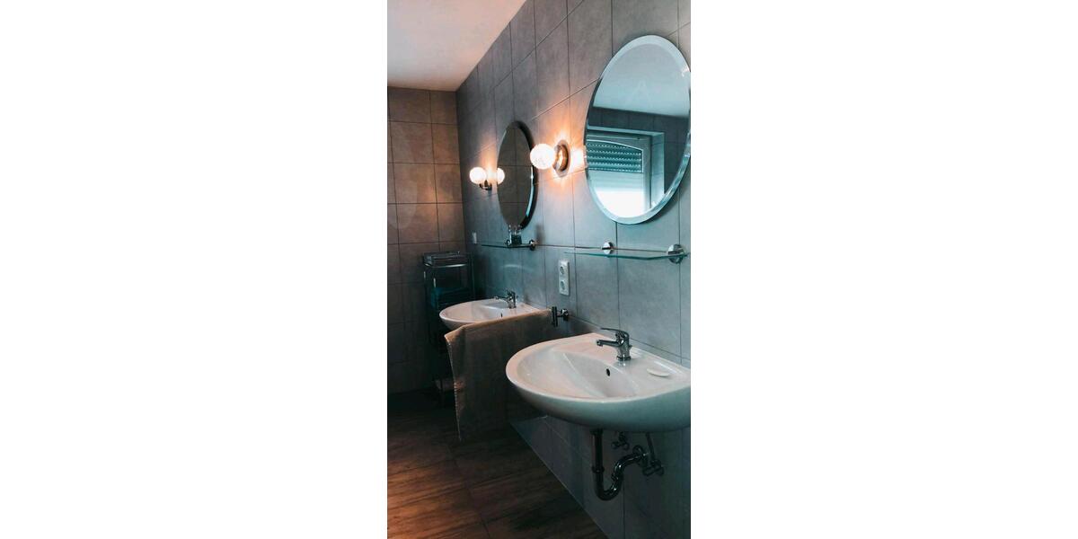 Wohnen auf Zeit Emsbüren - 4 Zimmer, 120 m&sup2;, 30&euro; | Angebot:26376940