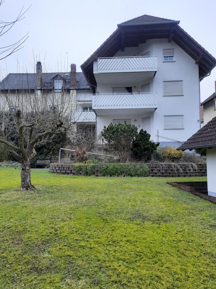 3-Zi.-Whg. 130m², ruhig, Aussicht, Kamin, 2 Balkone, Safe