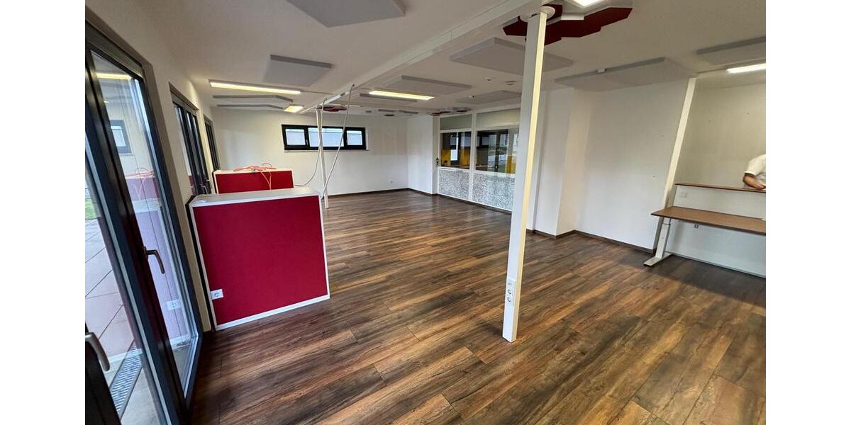 Erdgeschoßwohnung Pfarrkirchen - 3 Zimmer, 120 m&sup2;, 1.080&euro; | Angebot:26262654