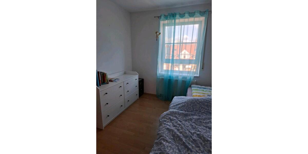 Dachgeschoßwohnung Bibertal - 5 Zimmer, 149 m&sup2;, 1.050&euro; | Angebot:26241905