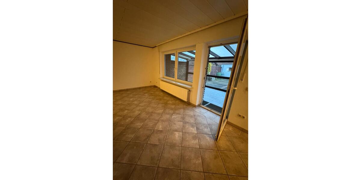 4-Zimmer-Wohnung mit Terrasse & Garage – Bergheim-Zieverich 4 zimmer