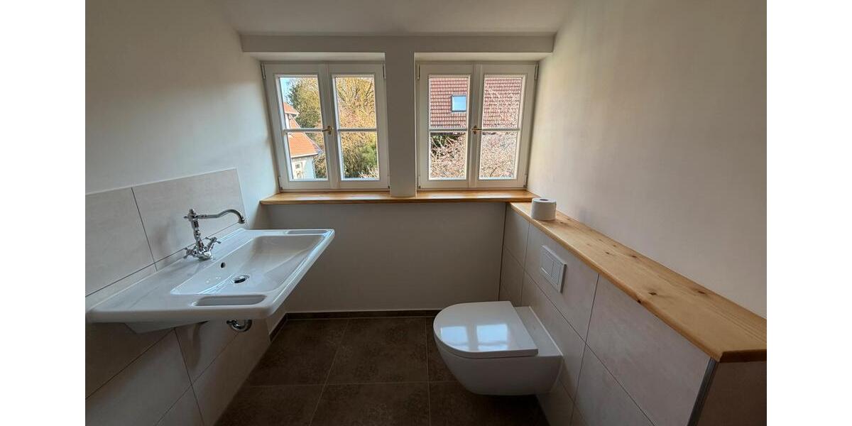 Einfamilienhaus Schlüchtern - 3 Zimmer, 150 m&sup2;, 1.600&euro; | Angebot:25964514