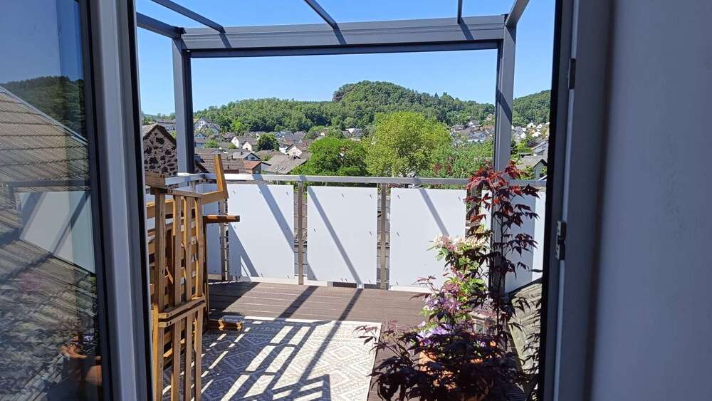Etagenwohnung Andernach / Eich Eich - 5 Zimmer, 135 m&sup2;, 980&euro; | Angebot:26826206
