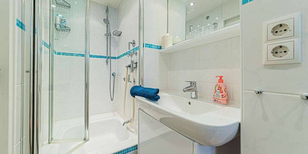 Etagenwohnung Frankfurt am Main Sachsenhausen - 2 Zimmer, 45 m&sup2;, 1.690&euro; | Angebot:26127407