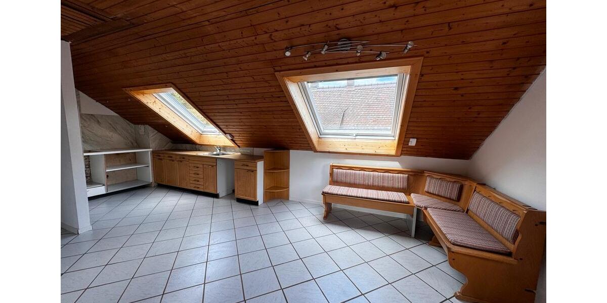 Dachgeschoßwohnung Miltenberg - 3.5 Zimmer, 78 m&sup2;, 730&euro; | Angebot:26578621