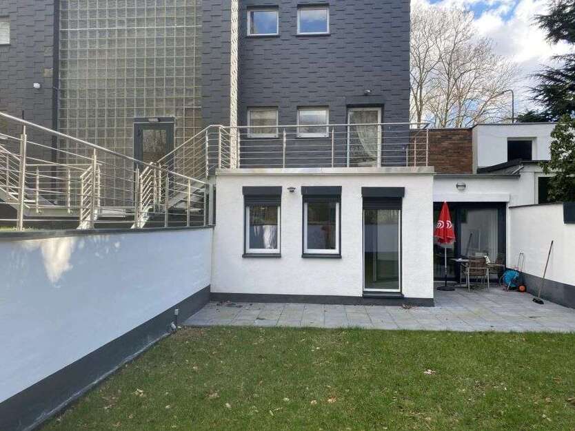 Wohnung zum Mieten in Düsseldorf 890 € 72 m²