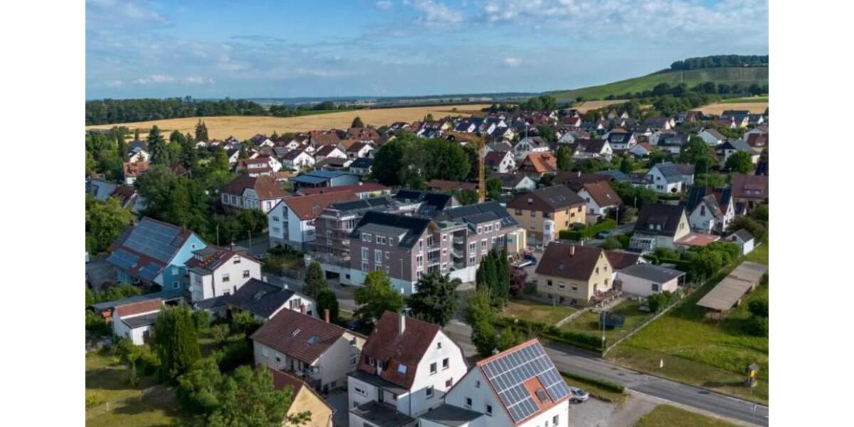 Schöne, helle 3-Zimmerwohnung mit EBK und tollem Balkon-Erstbezug zimmer