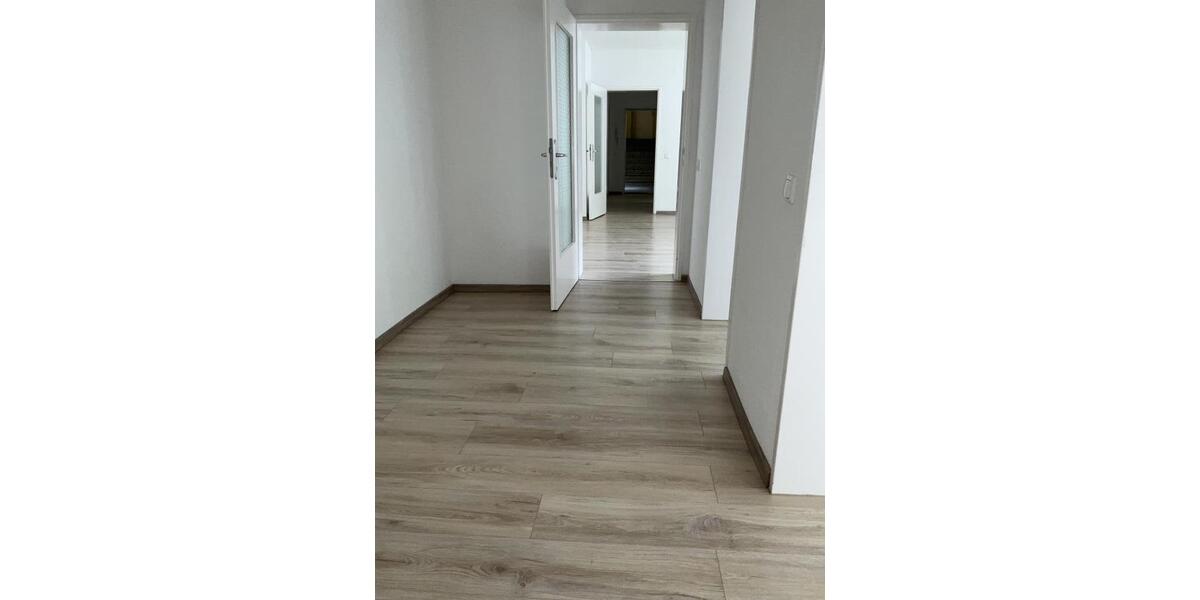 Erdgeschoßwohnung Neunkirchen - 3 Zimmer, 74 m&sup2;, 479&euro; | Angebot:26356332