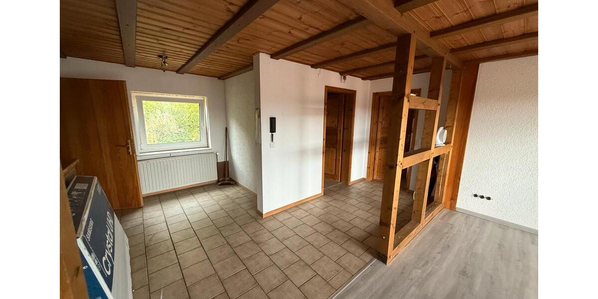Dachgeschoßwohnung Frankenberg (Eder) - 2 Zimmer, 75 m&sup2;, 650&euro; | Angebot:24239943