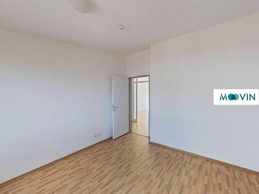 Über den Dächern: 2-Zimmer-Wohnung in der Endetage mit Balkon - sofort verfügbar!