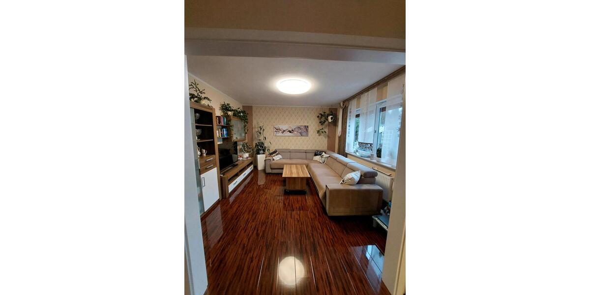 Erdgeschoßwohnung Rahden - 4 Zimmer, 90 m&sup2;, 1.050&euro; | Angebot:25180600