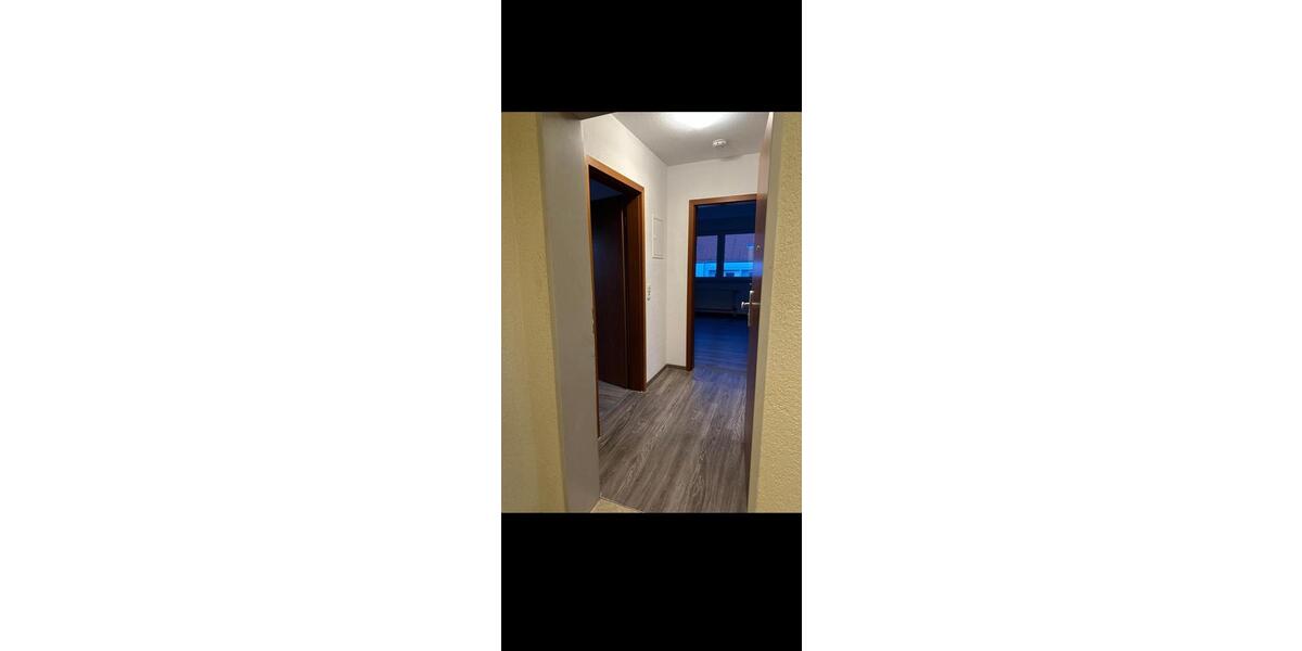 Dachgeschoßwohnung Hainichen - 2 Zimmer, 51 m&sup2;, 275&euro; | Angebot:26057023