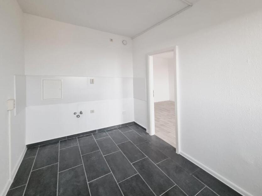 Ihr neues Zuhause: 3 Zimmer, großer Balkon & helle Küche!