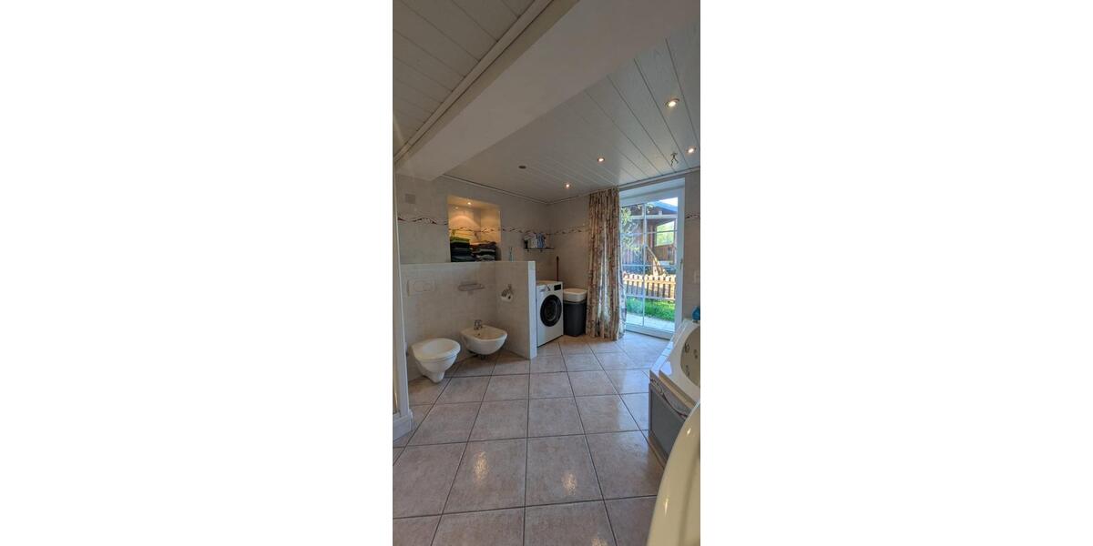 Erdgeschoßwohnung Hüttenberg - 4 Zimmer, 120 m&sup2;, 1.750&euro; | Angebot:26250147