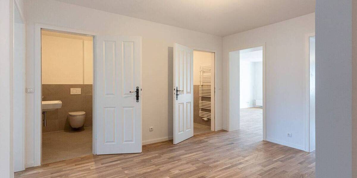 Etagenwohnung München Schwabing-West - 5 Zimmer, 129 m&sup2;, 2.640&euro; | Angebot:26684001