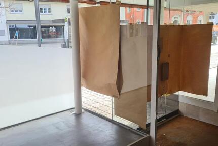 Wohnung Mengen - 3 Zimmer, 119 m&sup2;, 1.300&euro; | Angebot:25931290