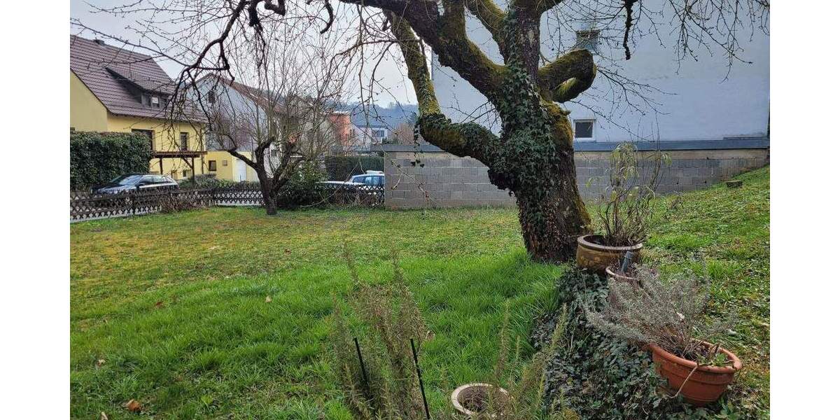 Etagenwohnung Gerbrunn - 3 Zimmer, 68 m&sup2;, 760&euro; | Angebot:25845447