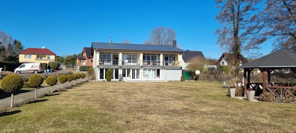 Etagenwohnung Rheinsberg - 3 Zimmer, 160 m&sup2;, 1.100&euro; | Angebot:25366267