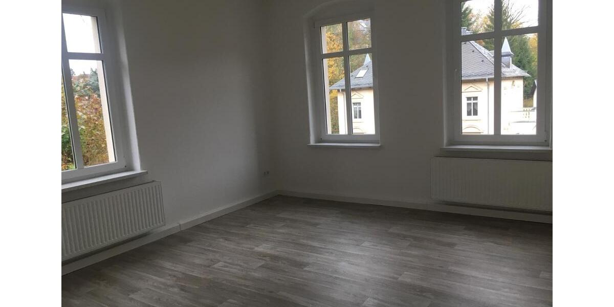 Dachgeschoßwohnung Amtsberg - 3 Zimmer, 70 m&sup2;, 470&euro; | Angebot:21662753