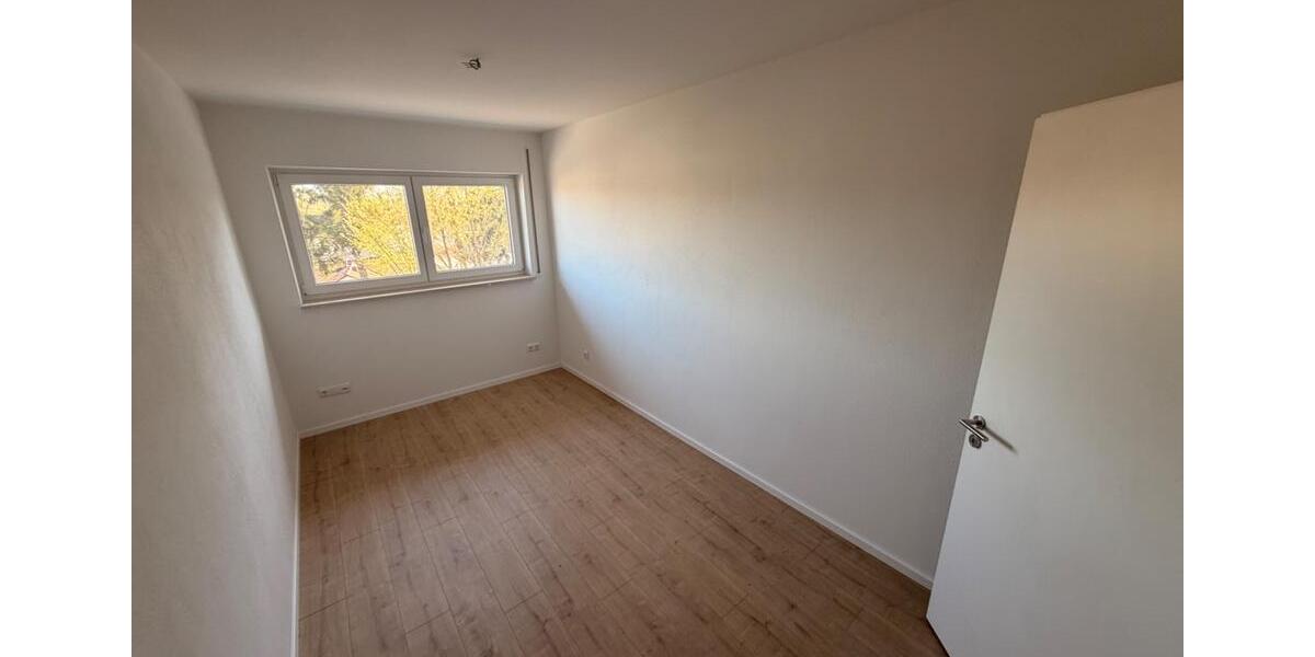 Etagenwohnung Simbach am Inn - 3 Zimmer, 104 m&sup2;, 730&euro; | Angebot:26091504
