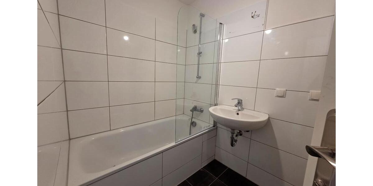 Etagenwohnung Kaiserslautern - 4 Zimmer, 68 m&sup2;, 581&euro; | Angebot:23408700