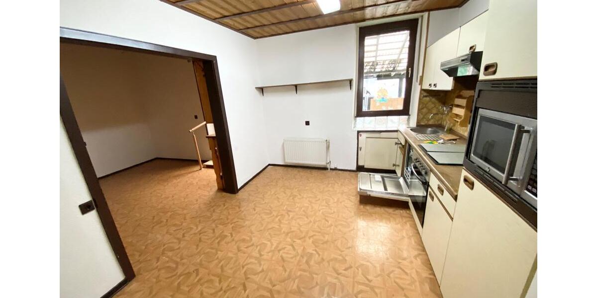 Großzügige 3-Zimmer Wohnung mit großem Wintergartenbereich 3 zimmer