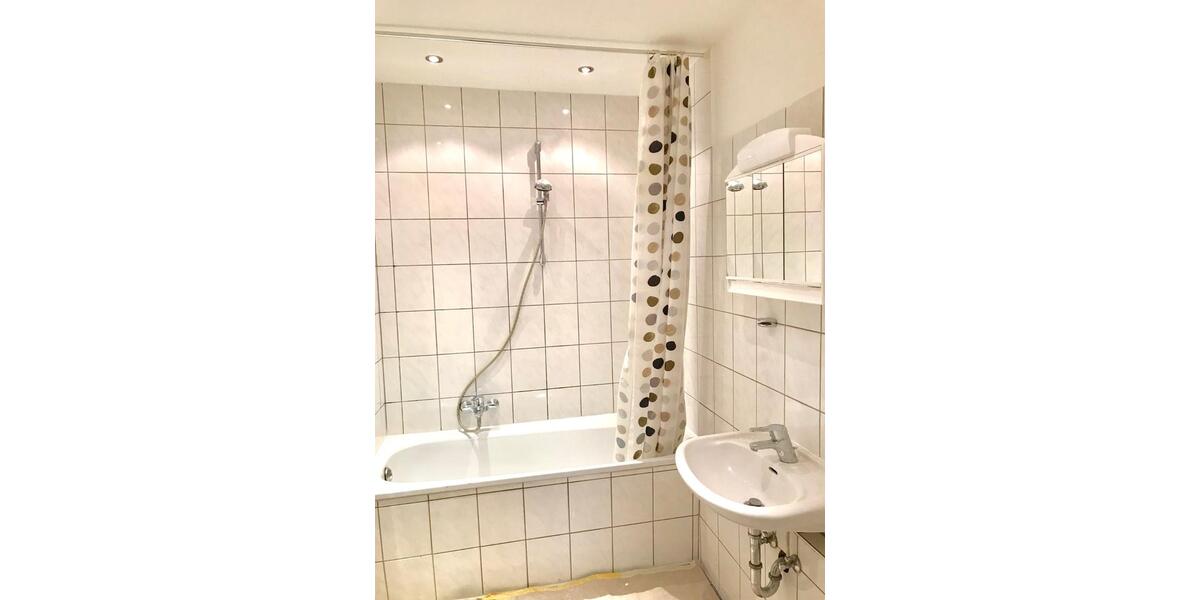 Wohnen auf Zeit Duisburg Duisburg-Mitte - 1 Zimmer, 18 m&sup2;, 299&euro; | Angebot:25809303