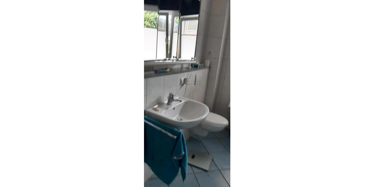 Wohnen auf Zeit Bad Krozingen - 3 Zimmer, 100 m&sup2;, 1.200&euro; | Angebot:26535100