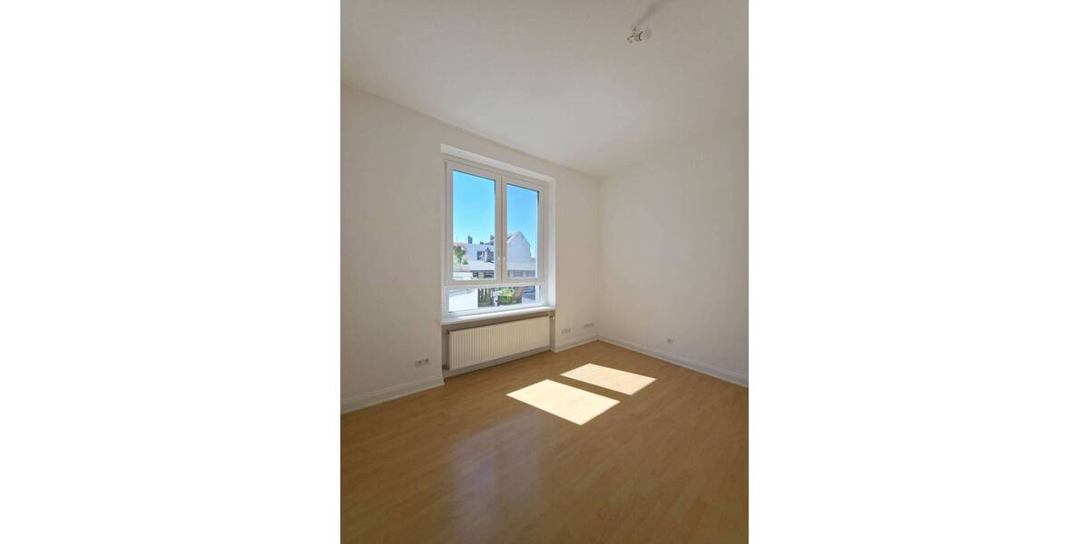 Etagenwohnung Wuppertal Barmen - 3 Zimmer, 82 m&sup2;, 695&euro; | Angebot:26733296