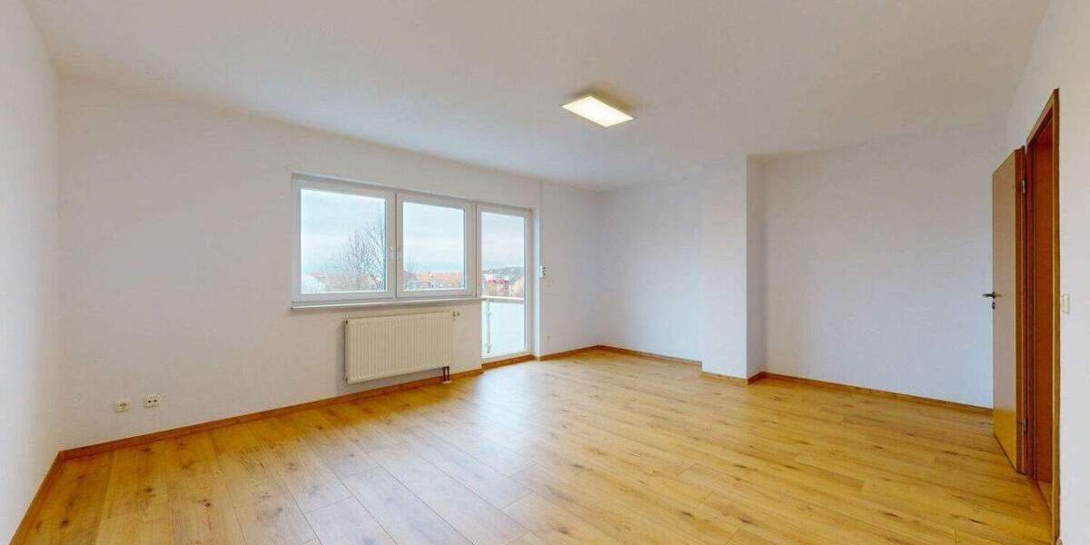 Reihenmittelhaus Frankfurt am Main Preungesheim - 5 Zimmer, 226 m&sup2;, 2.950&euro; | Angebot:25152532