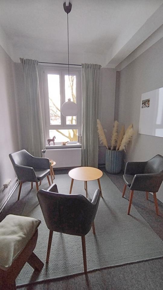 Büro oder Praxisraum in Eimsbüttel