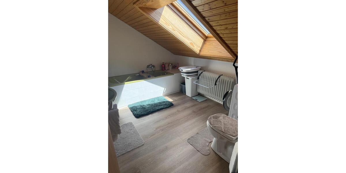 Dachgeschoßwohnung Rosenfeld - 2 Zimmer, 71 m&sup2;, 750&euro; | Angebot:26463446