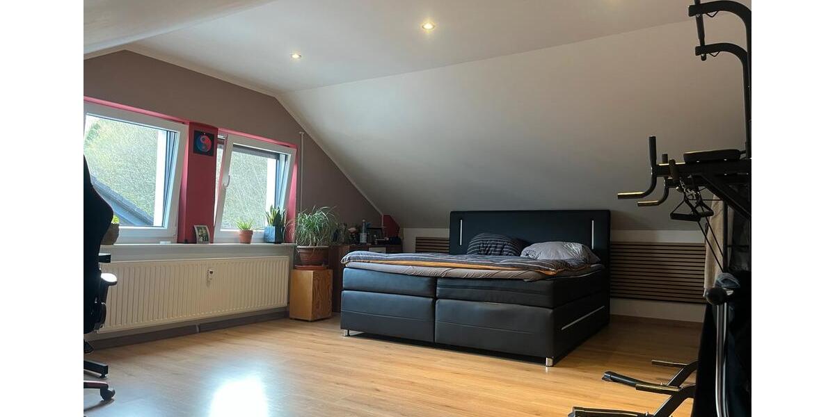 Dachgeschoßwohnung Altena - 3 Zimmer, 66 m&sup2;, 700&euro; | Angebot:26646042
