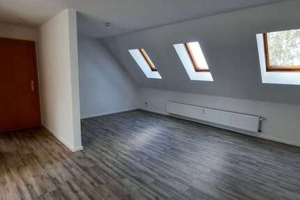 Wohnung zum Mieten in Merseburg 299 € 37.12 m² 1 zimmer