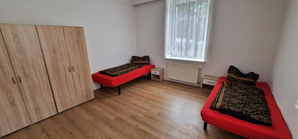 Wohnen auf Zeit Markranstädt - 5 Zimmer, 125 m&sup2;, 12&euro; | Angebot:25966414