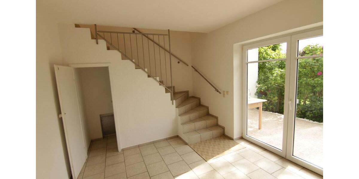 Etagenwohnung Ellwangen (Jagst) - 2 Zimmer, 60 m&sup2;, 630&euro; | Angebot:24456398