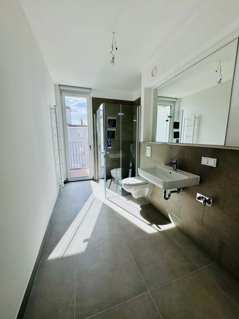 Helle Neubauwohnung mit modernem Komfort in Berlin-Schöneberg 2 zimmer