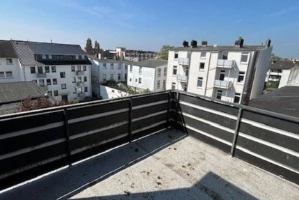 Wohnung Wilhelmshaven Innenstadt - 3.5 Zimmer, 97 m&sup2;, 720&euro; | Angebot:27028807